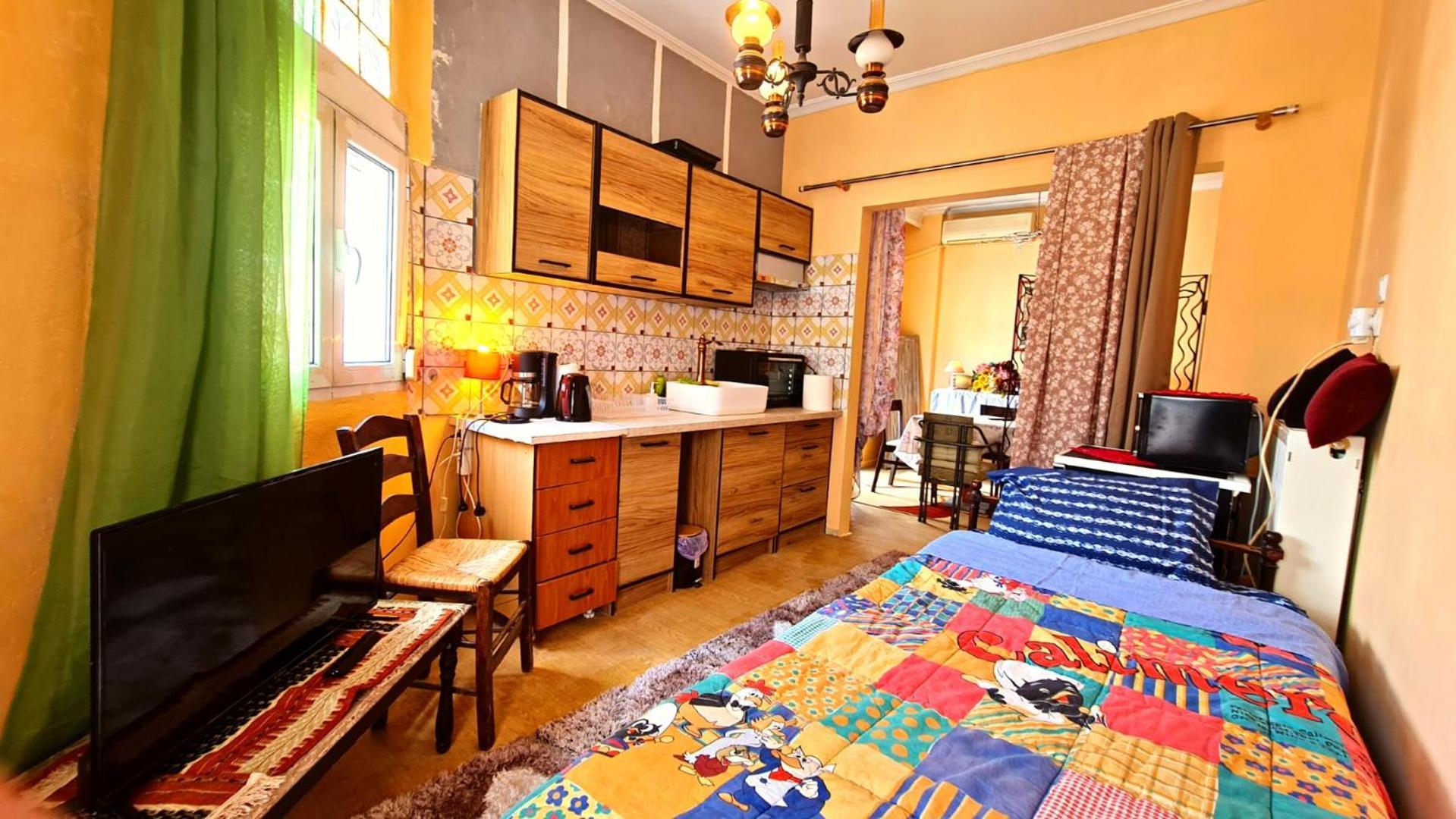 Apartment Budget And Family Friendly Center 200mbps Thessaloniki