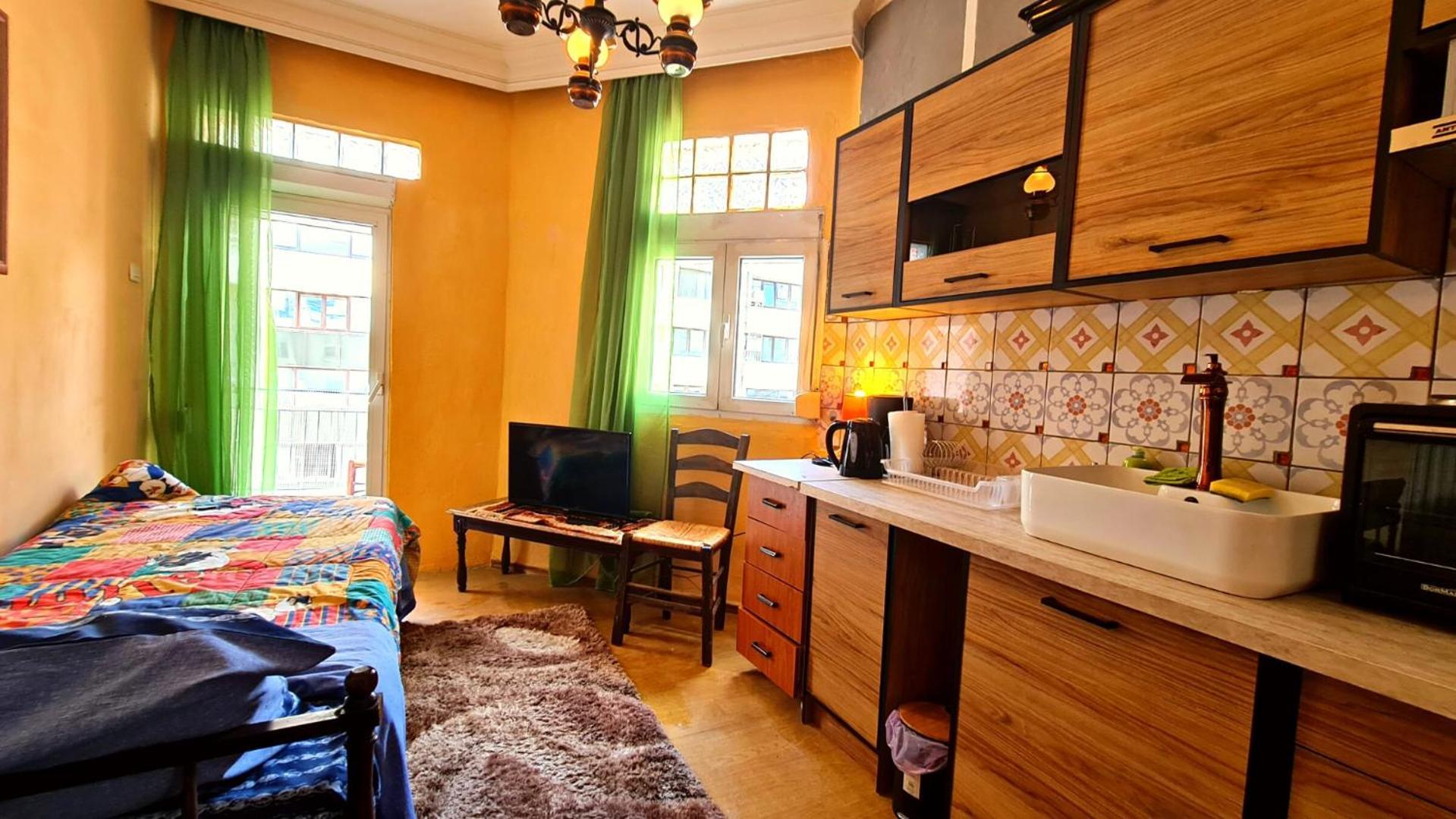 Budget And Family Friendly Center 200mbps Apartment *