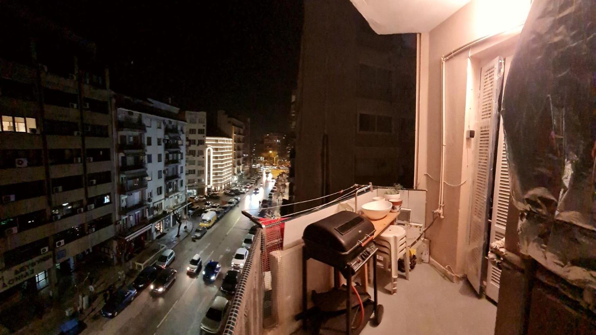 Apartment Budget And Family Friendly Center 200mbps Thessaloniki